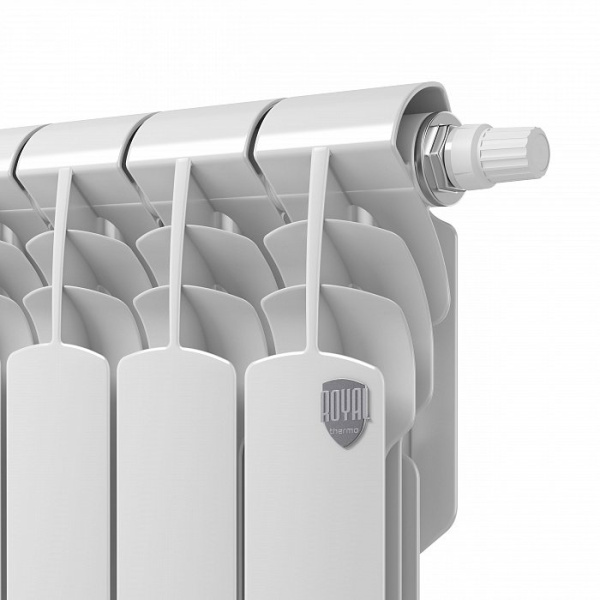 Биметаллический радиатор отопления Royal Thermo Vittoria 350 VD 4 секции